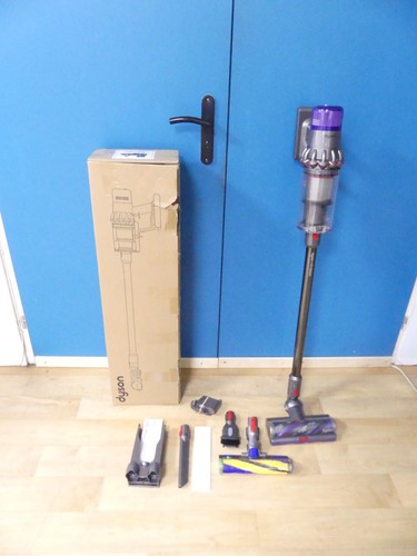 Aspirateur balai dyson v15 - balai,